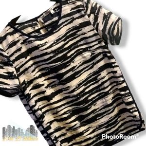 EUC Blouse with keyhole back